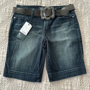 Apt. 9 Dark Blue Jean Shorts with Stylish Belt